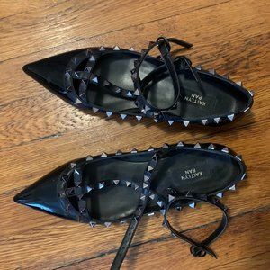 Kaitlyn Pan Flats Rockstud Dupe